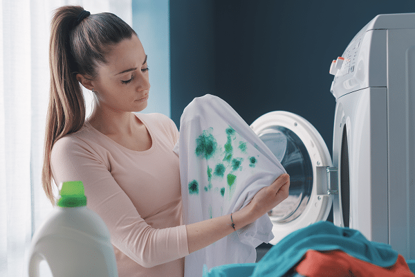 Helpful Laundry Tips To Get Stubborn Stains Out