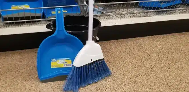 Cleaning Hacks With Dollar Store Products